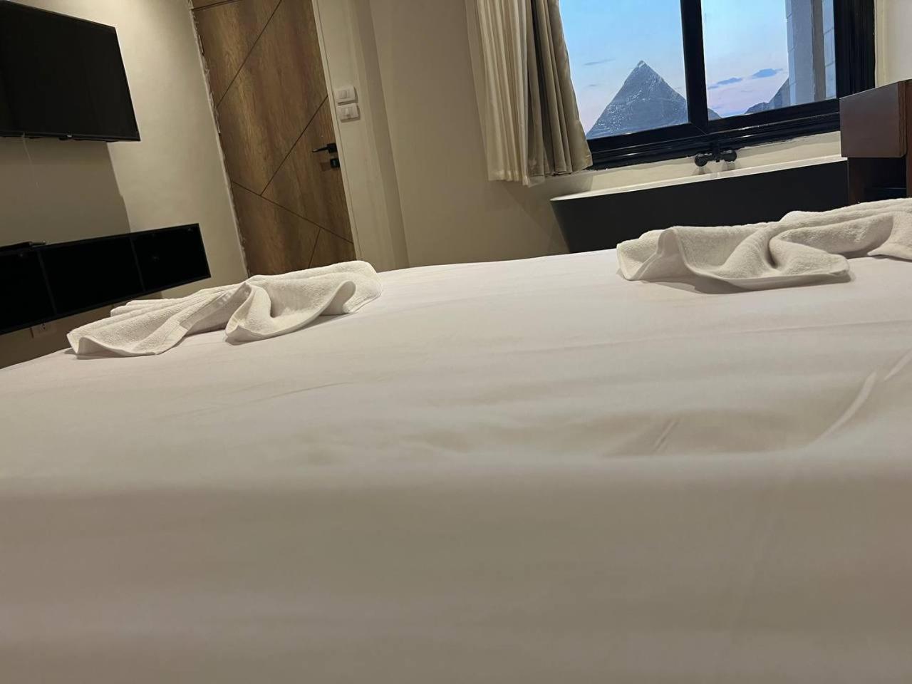 Maro Pyramids Hotel Kafret el-Gabal Exteriör bild